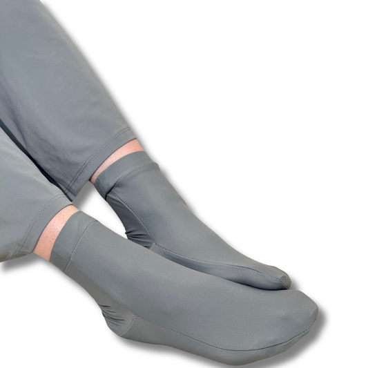 BATH SOCKS - GREY