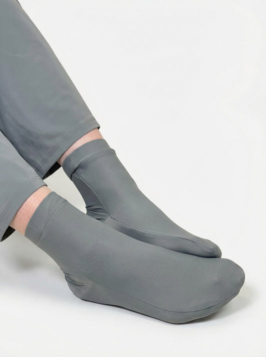 BATH SOCKS - GREY